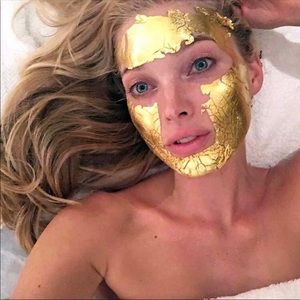 Cleopatra’s 24k Pure Gold Leaf Mask